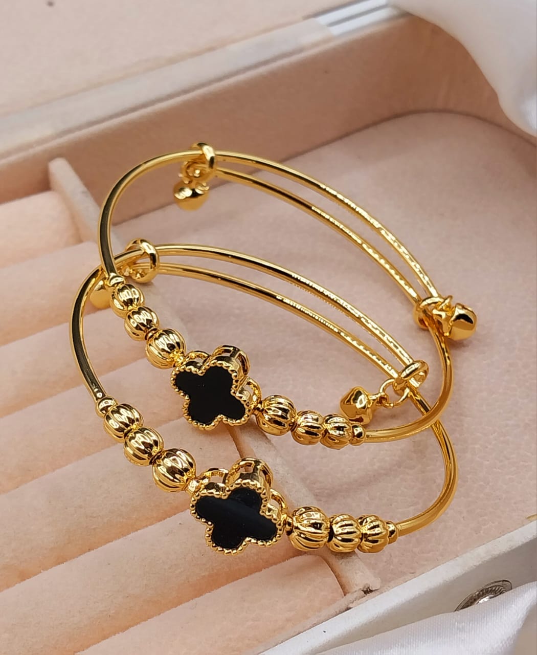 China gold-plated bangle